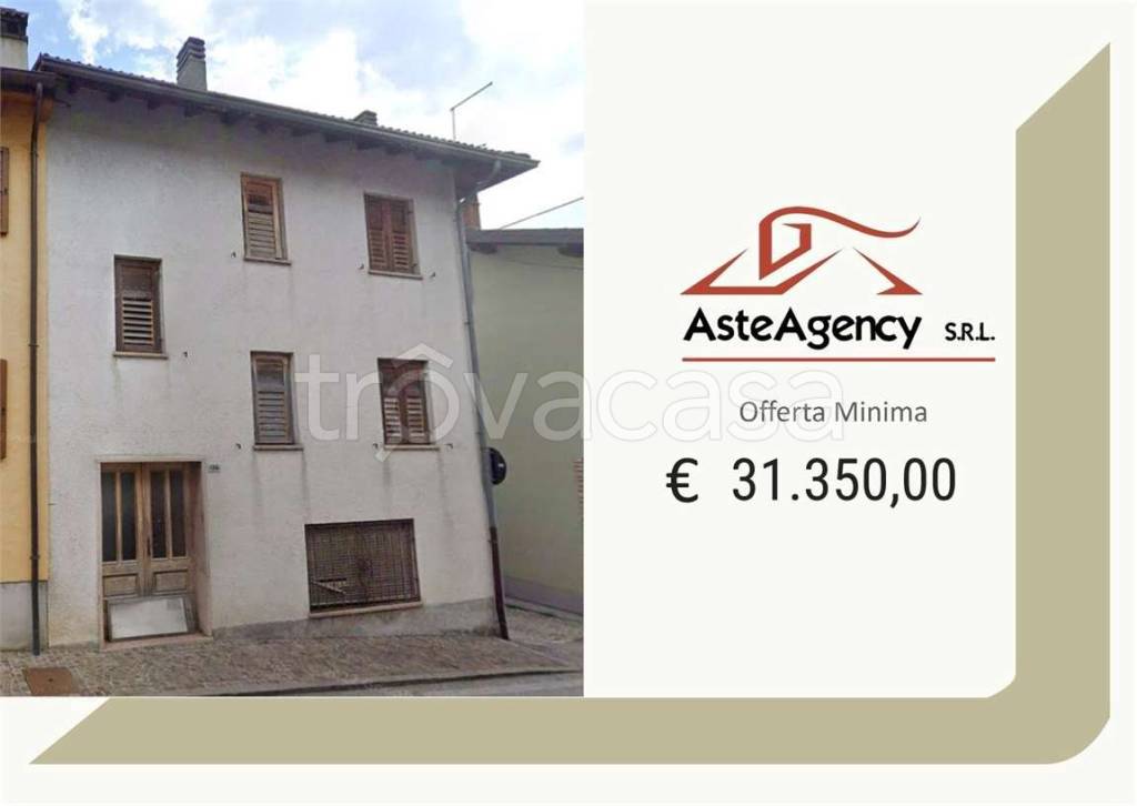 appartamento in vendita a Sovramonte in zona Sorriva