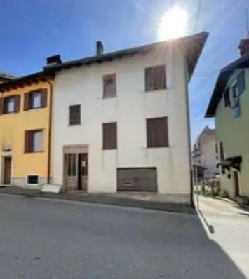 appartamento in vendita a Sovramonte in zona Sorriva