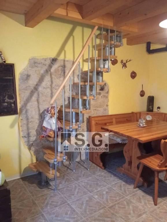 appartamento in vendita a Sovramonte in zona Servo