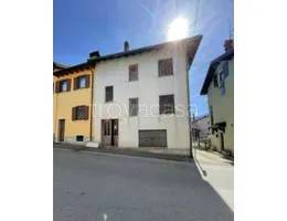 appartamento in vendita a Sovramonte in zona Sorriva