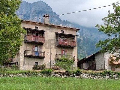 appartamento in vendita a Sovramonte in zona Aune