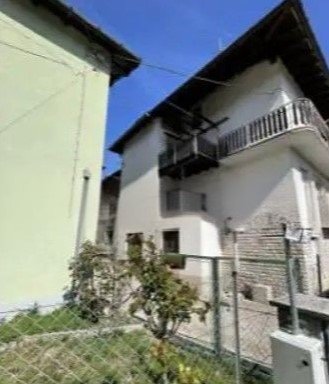 appartamento in vendita a Sovramonte in zona Sorriva