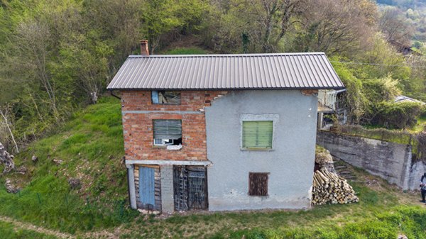 casa indipendente in vendita a Sovramonte in zona Moline