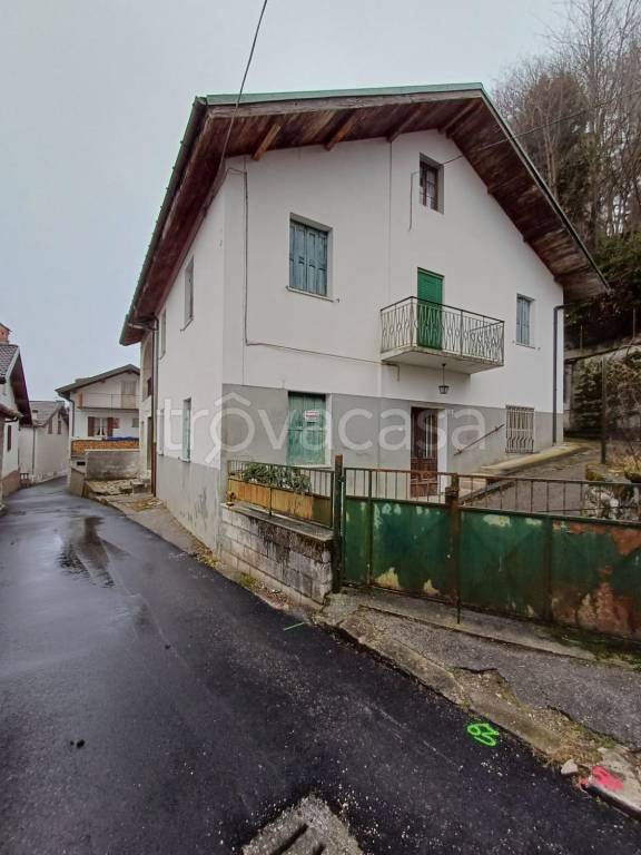 casa indipendente in vendita a Sovramonte in zona Faller