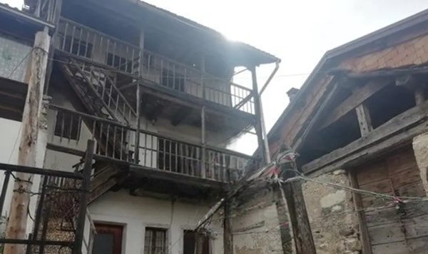 casa indipendente in vendita a Sovramonte in zona Faller