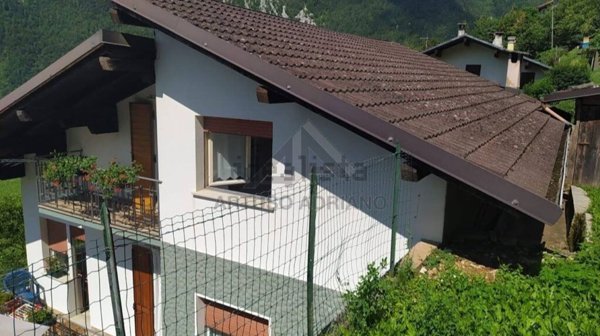 appartamento in vendita a Sovramonte in zona Faller