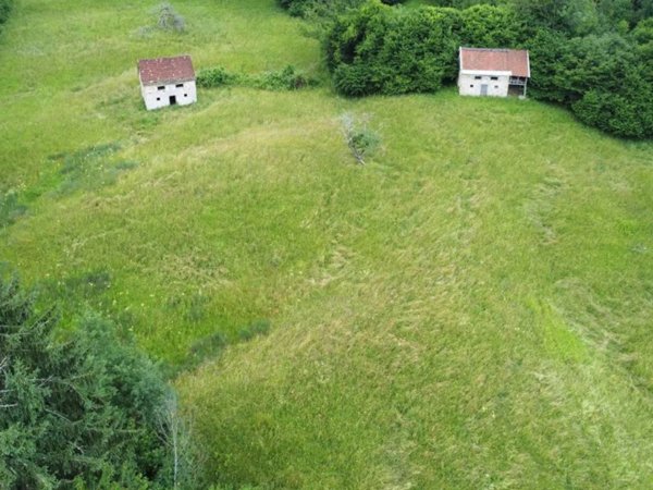 casa indipendente in vendita a Tambre in zona Lavina