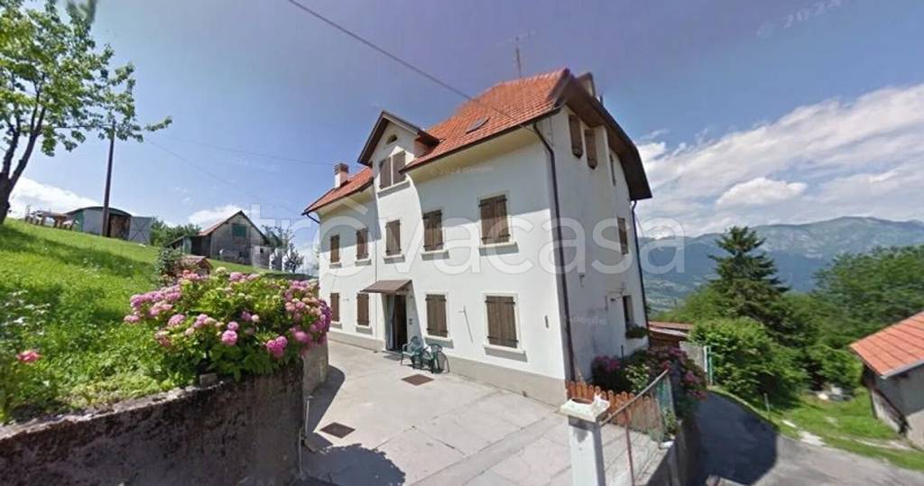 casa indipendente in vendita a Tambre in zona Valdenogher