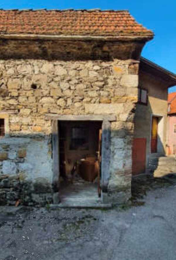 casa indipendente in vendita a Tambre in zona Borsoi