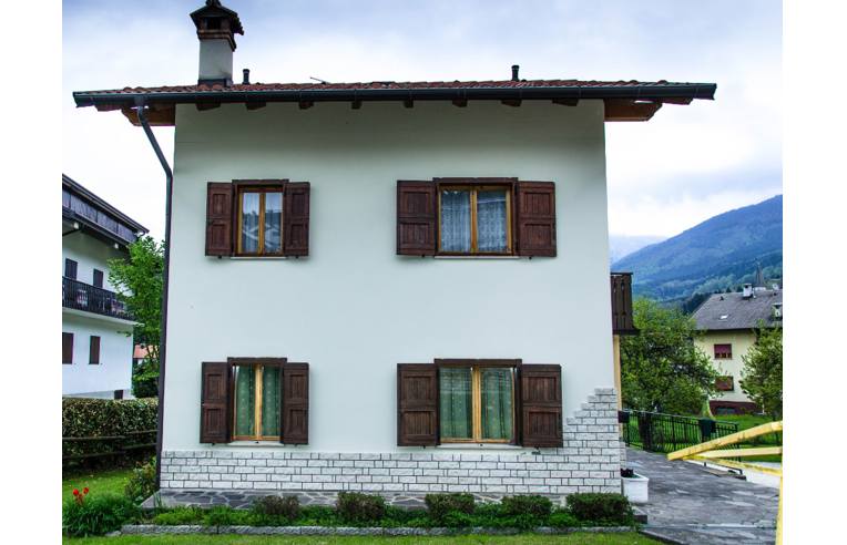 casa indipendente in vendita a Tambre