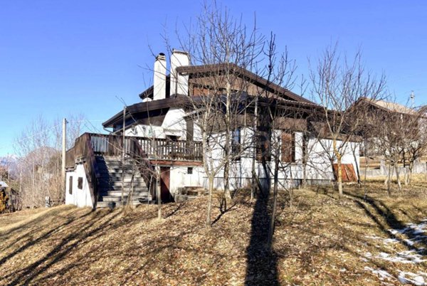 casa indipendente in vendita a Tambre in zona Sant'Anna