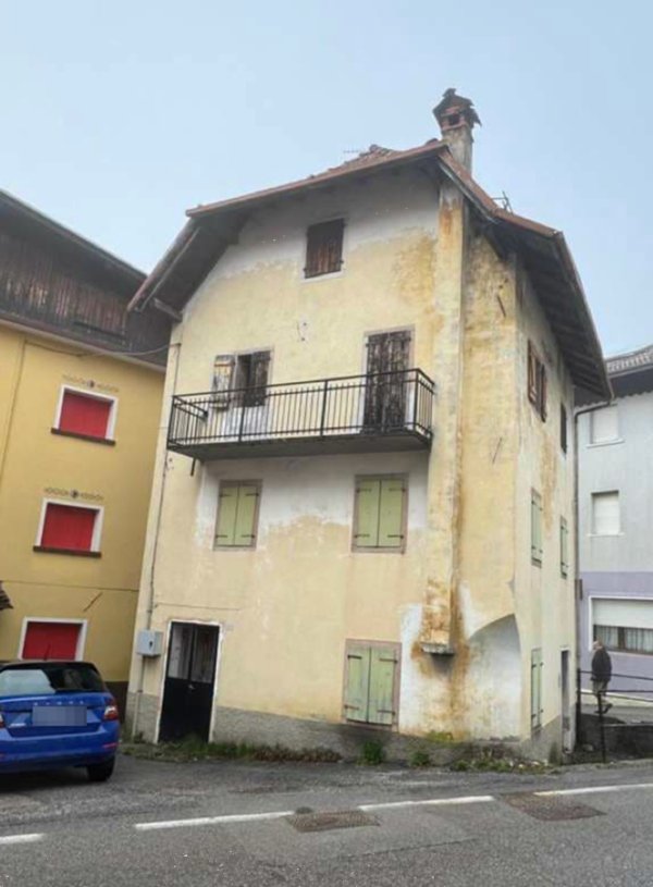 appartamento in vendita a Tambre in zona Tambruz