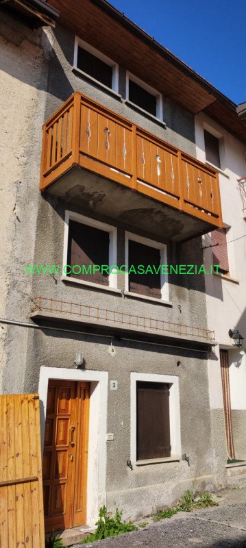 casa indipendente in vendita a Tambre in zona Col Indes