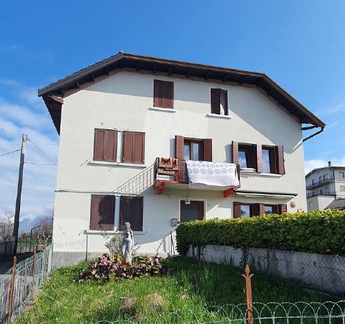 casa indipendente in vendita a Tambre