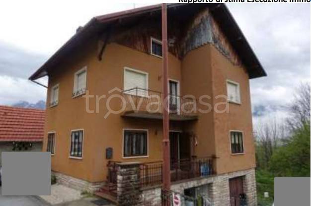 casa indipendente in vendita a Tambre
