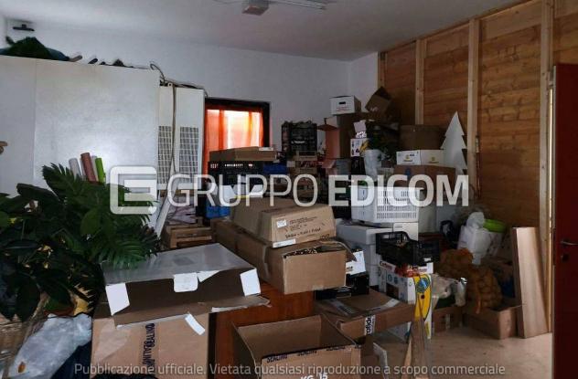 negozio in vendita a Tambre