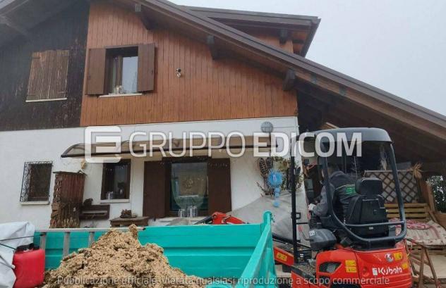 casa indipendente in vendita a Tambre