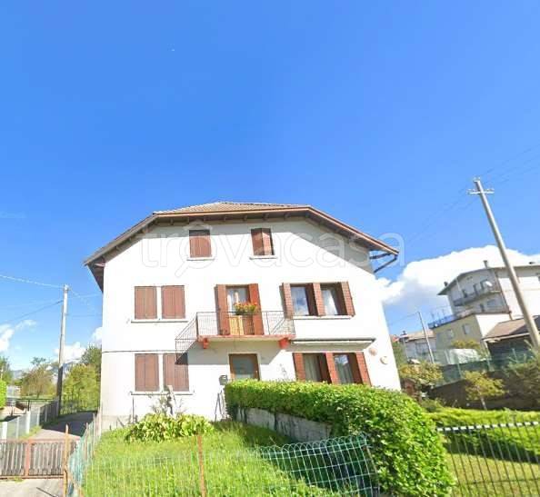casa indipendente in vendita a Tambre