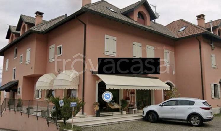 negozio in vendita a Tambre