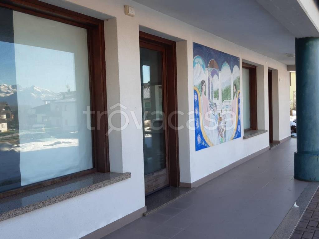 negozio in vendita a Tambre in zona Fullin