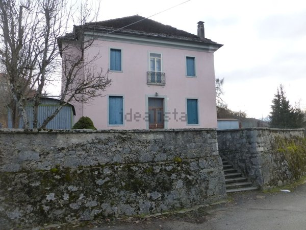 casa indipendente in vendita a Tambre