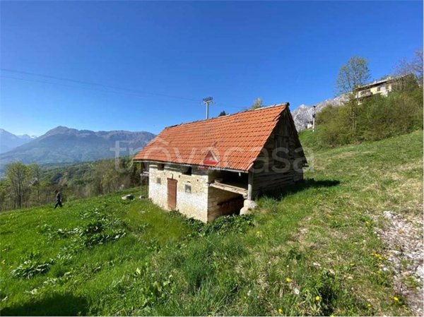 appartamento in vendita a Tambre in zona Pianon