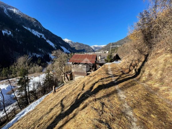 casa indipendente in vendita a Vallada Agordina