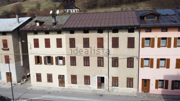 casa indipendente in vendita a Valle di Cadore