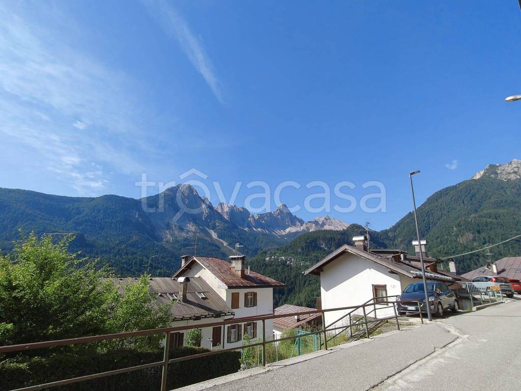 appartamento in vendita a Valle di Cadore in zona Venas
