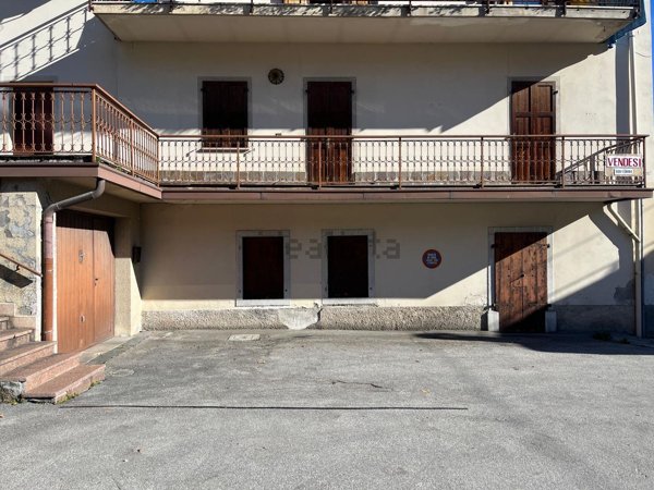 casa indipendente in vendita a Valle di Cadore in zona Venas
