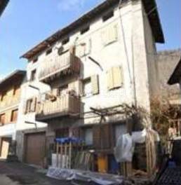 casa indipendente in vendita a Valle di Cadore