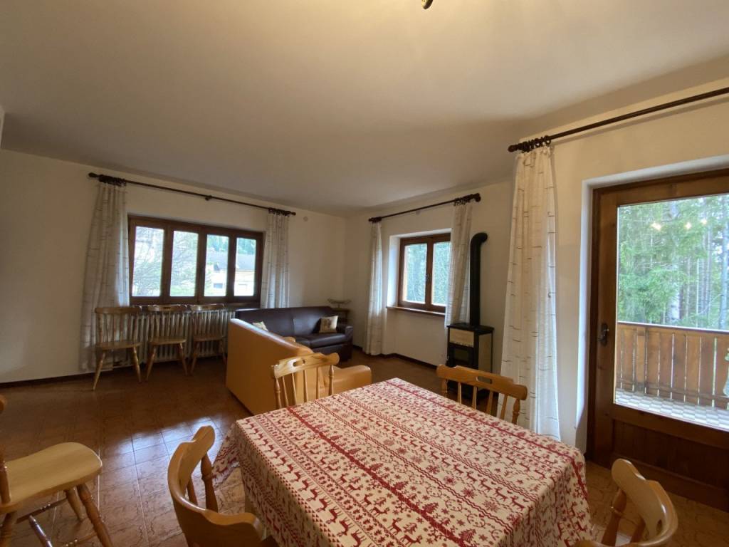 appartamento in vendita a Vigo di Cadore in zona Laggio