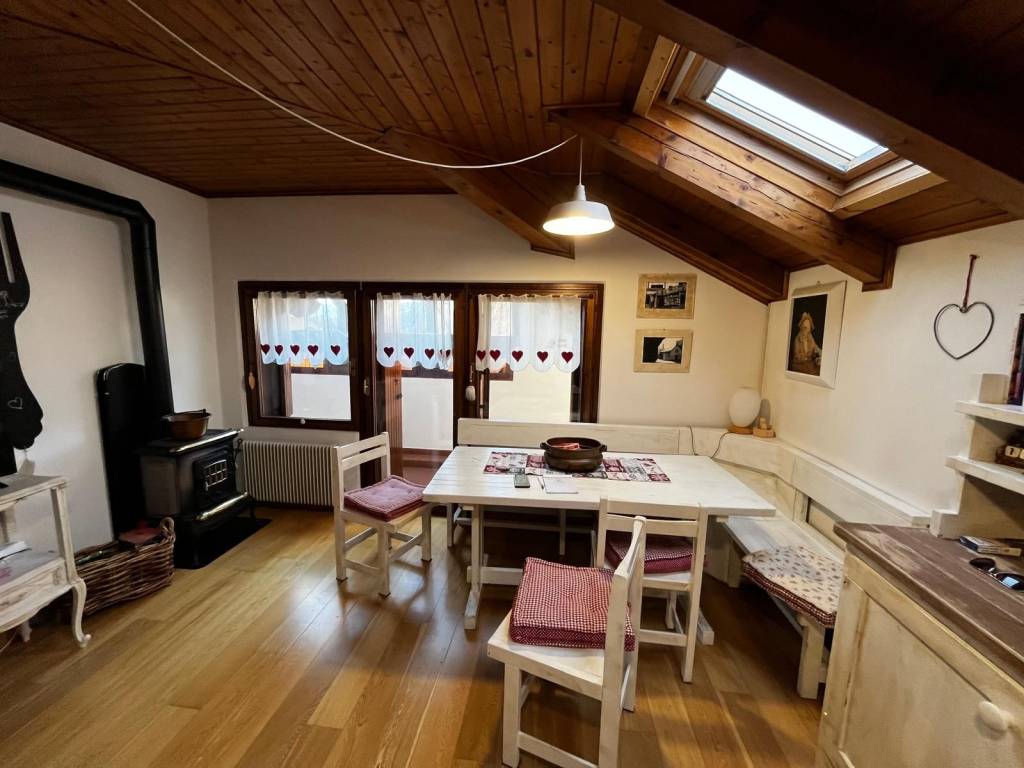 appartamento in vendita a Vigo di Cadore in zona Laggio