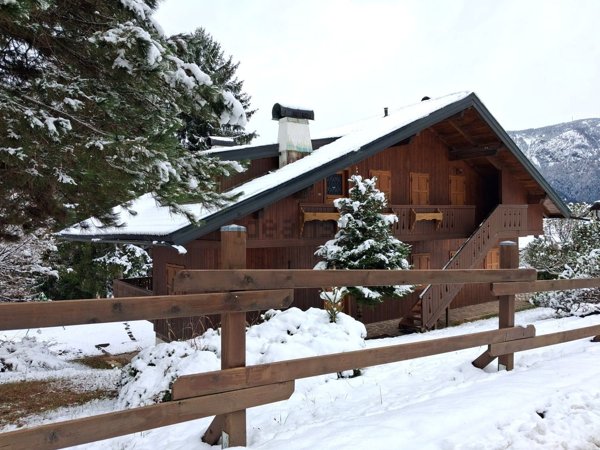 appartamento in vendita a Vigo di Cadore in zona Laggio