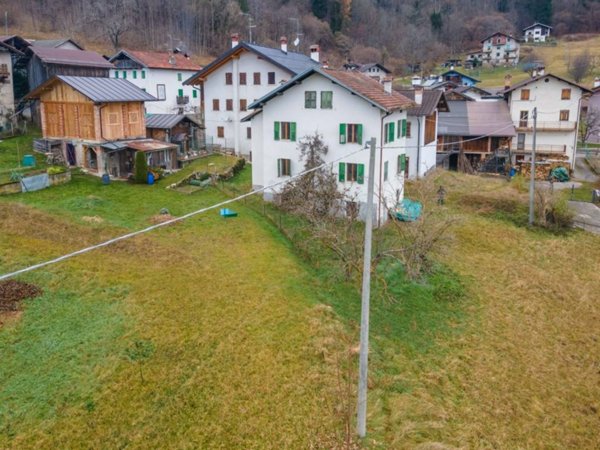 casa indipendente in vendita a Voltago Agordino
