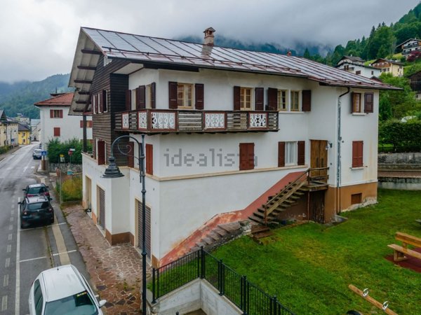 appartamento in vendita a Voltago Agordino in zona Frassenè