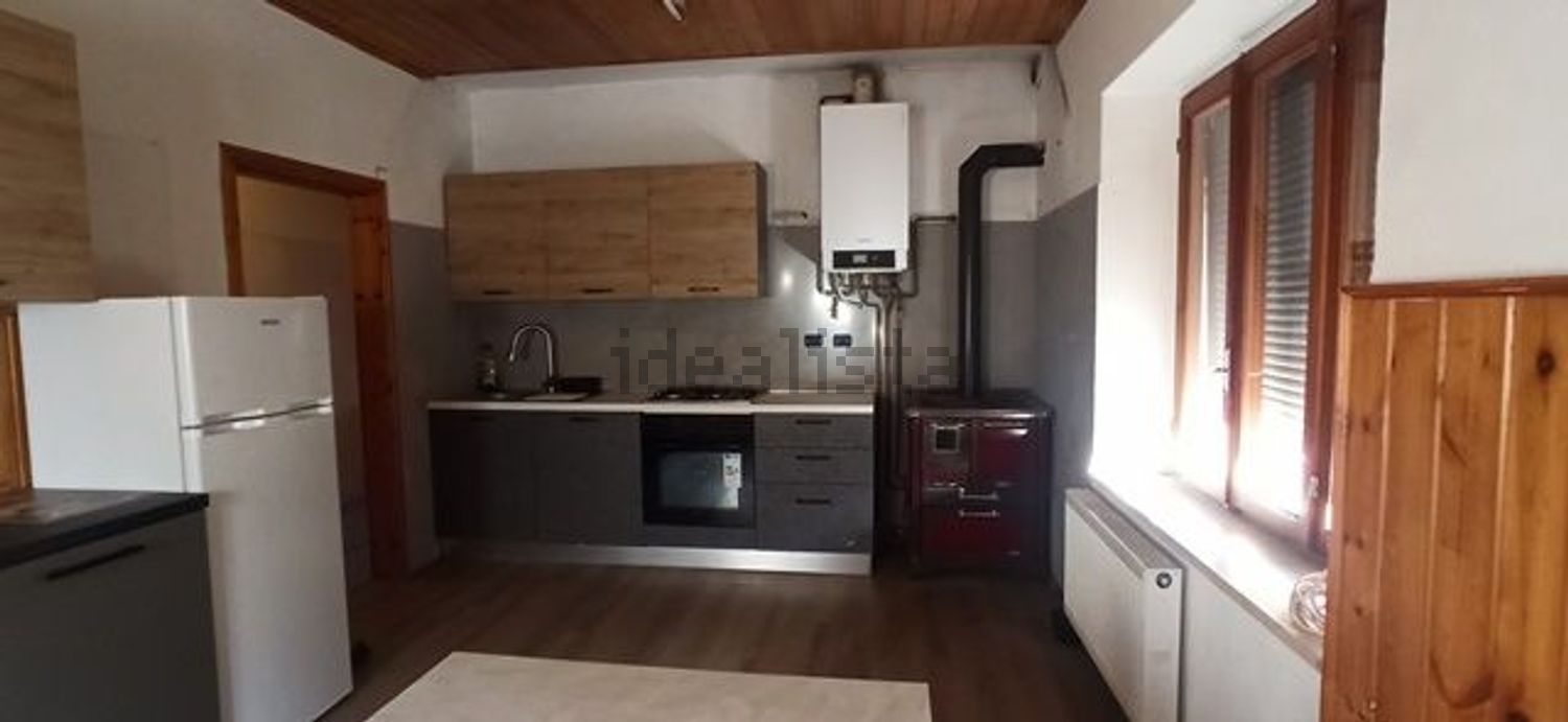 appartamento in vendita a Voltago Agordino in zona Digoman