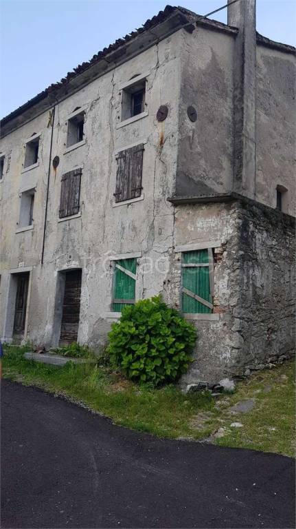 casa indipendente in vendita a Quero Vas in zona Vas