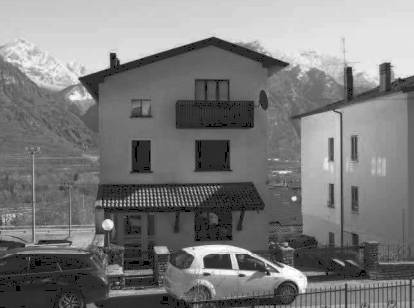 appartamento in vendita a Longarone in zona Provagna