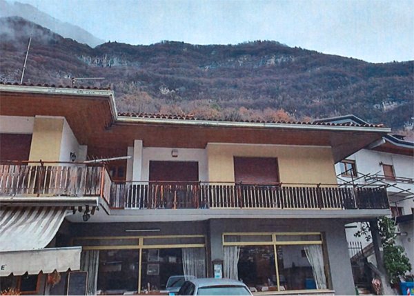 appartamento in vendita a Longarone in zona Codissago