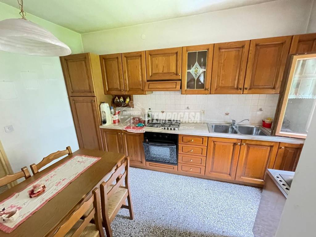 appartamento in vendita a Longarone in zona Codissago