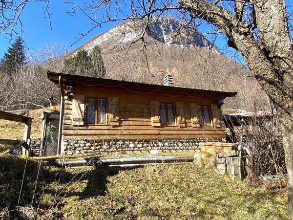 appartamento in vendita a Longarone in zona Soffranco