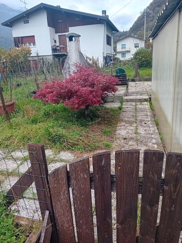 casa indipendente in vendita a Longarone