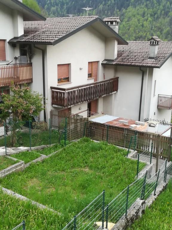 casa indipendente in vendita a Longarone in zona Igne