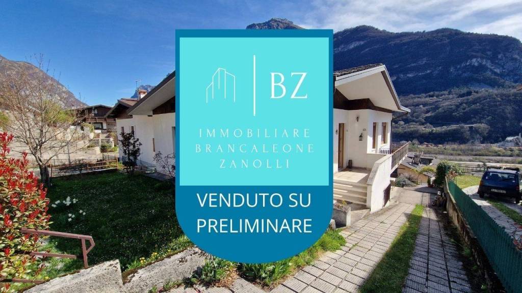 casa indipendente in vendita a Longarone in zona Pirago-Muda Maè