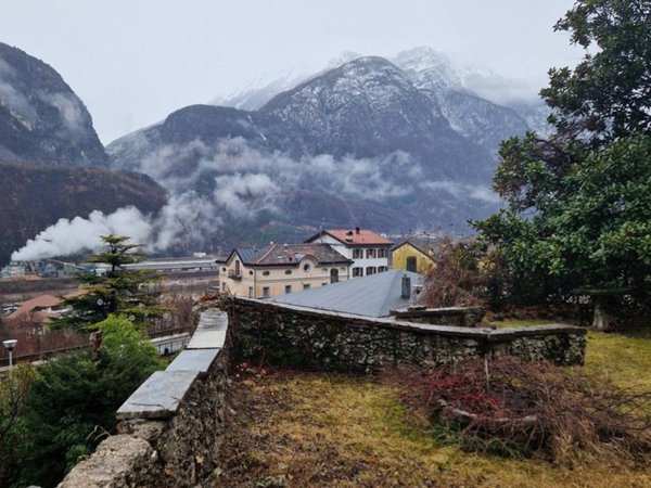 casa indipendente in vendita a Longarone in zona Pirago-Muda Maè