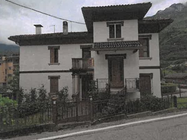 appartamento in vendita a Longarone in zona Codissago