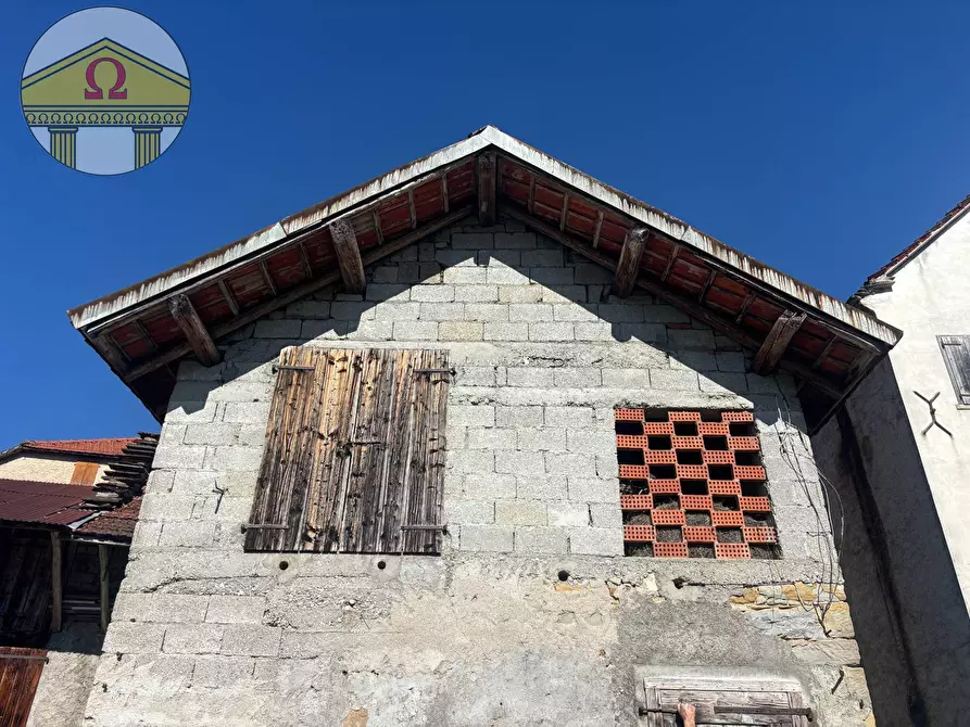 casa indipendente in vendita a Longarone in zona Castellavazzo