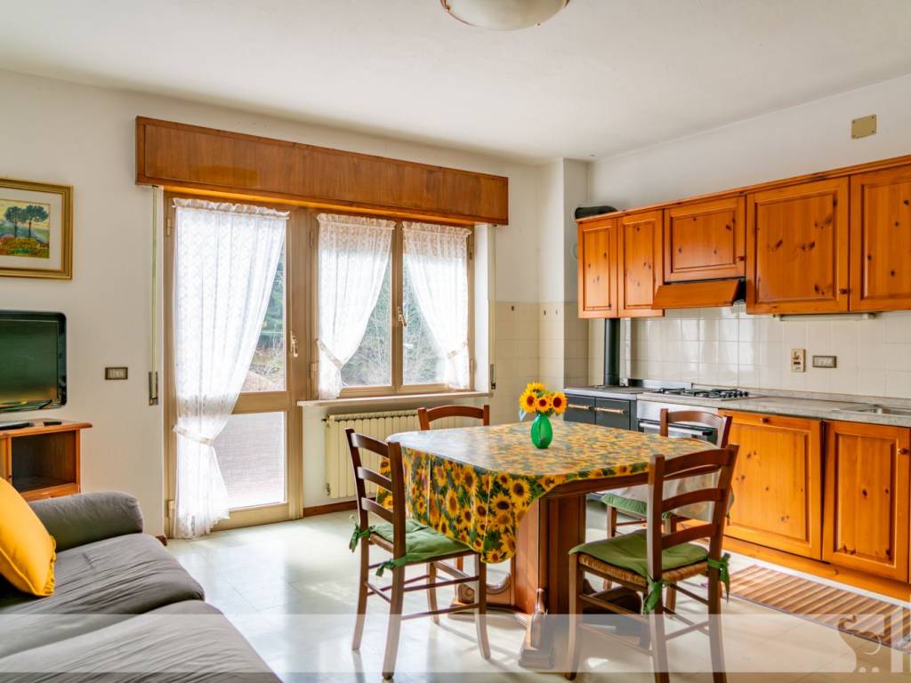 casa indipendente in vendita ad Alpago in zona Spert