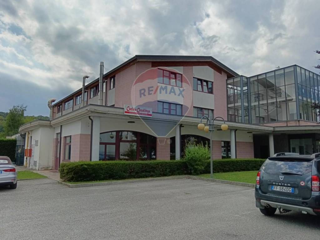 trivano in vendita ad Alpago in zona Paludi